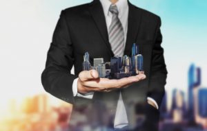 Môi giới nên chọn Làm tự do hay gia nhập công ty?