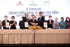 Tập đoàn Hưng Thịnh, Đồng Tâm Group, Tập đoàn Kỹ nghệ Gỗ Trường Thành phát triển nhà vừa túi tiền
