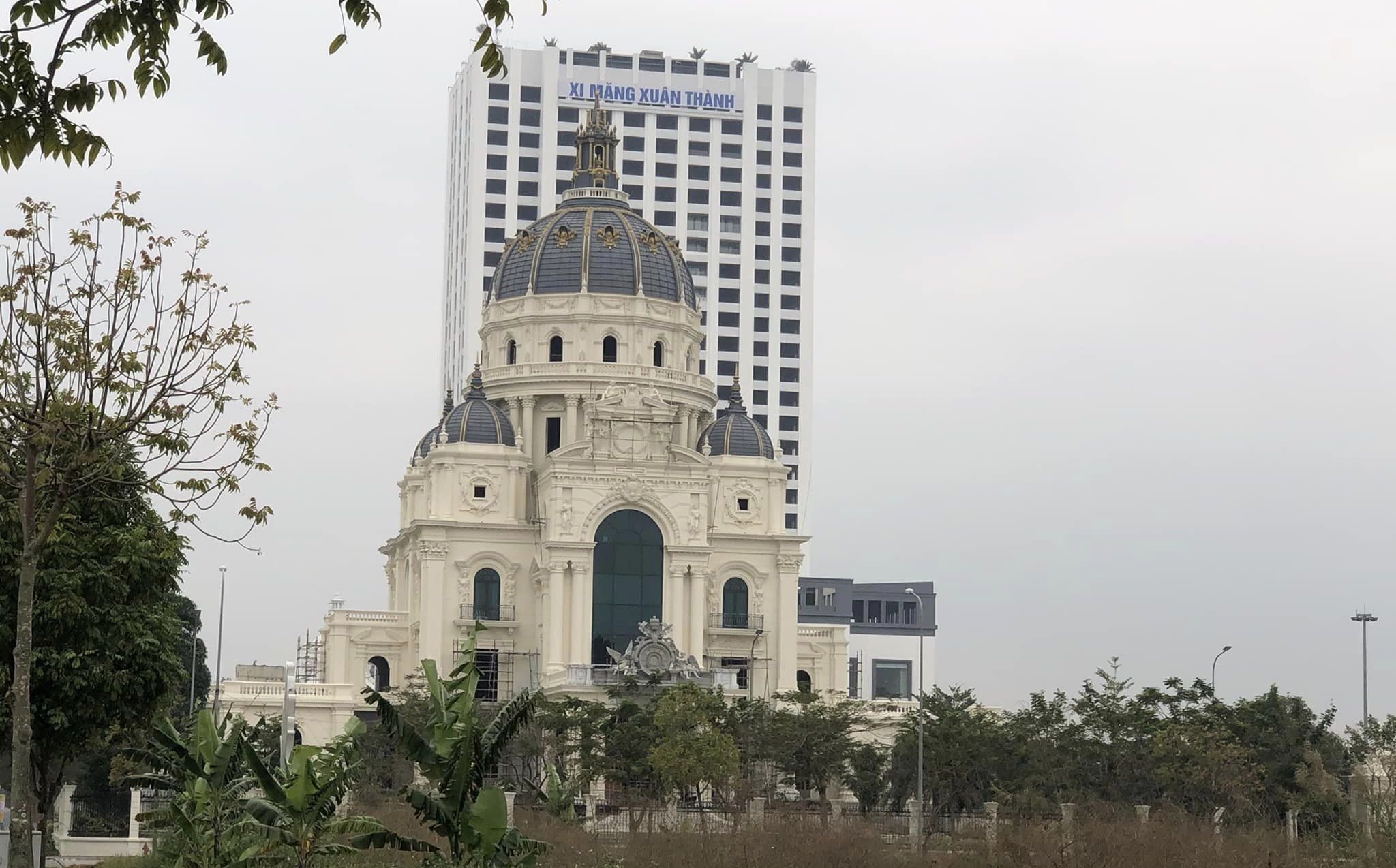 lâu đài ninh bình