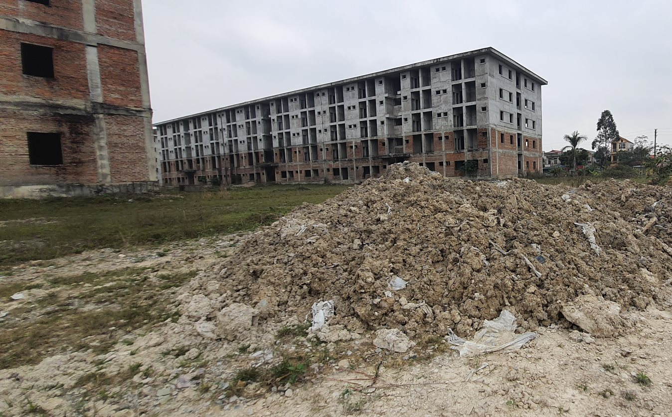 dự án đh hoa lư trăm tỷ bỏ hoang