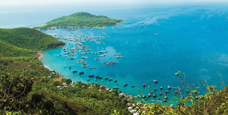 Toàn cảnh Vịnh Cam Ranh